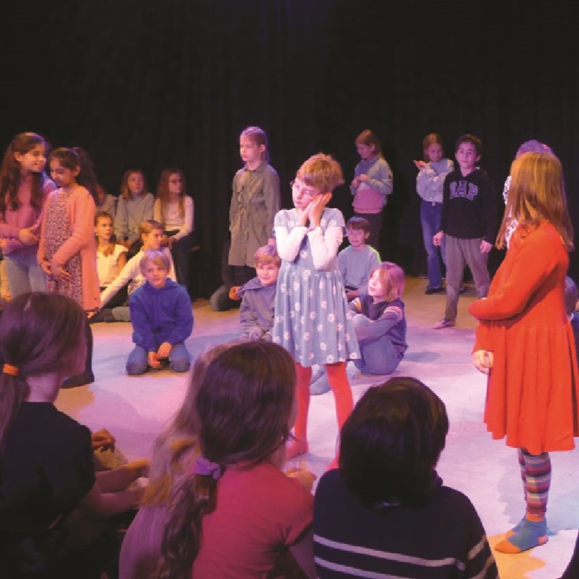 Schüler*innen im Rampenlicht