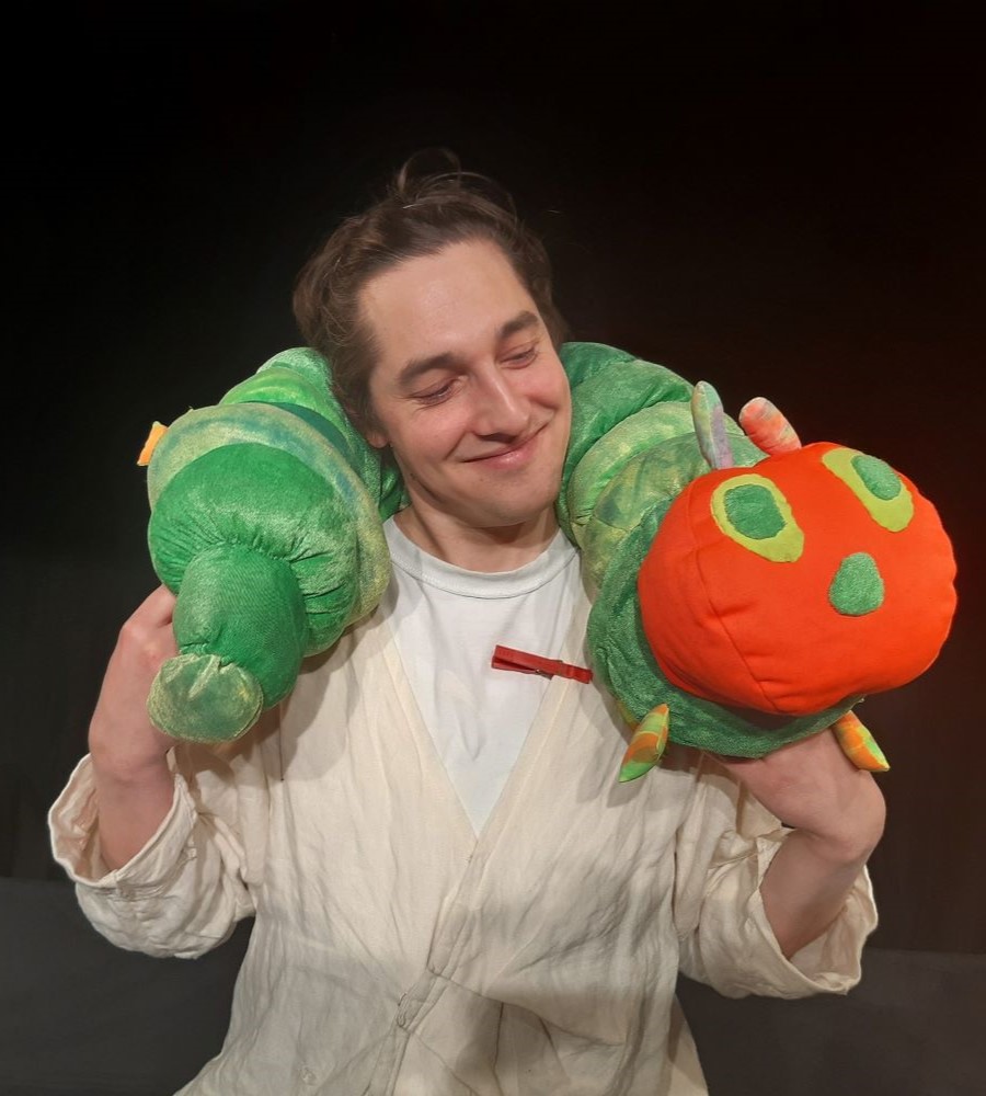 Theater Mär: Die kleine Raupe Nimmersatt