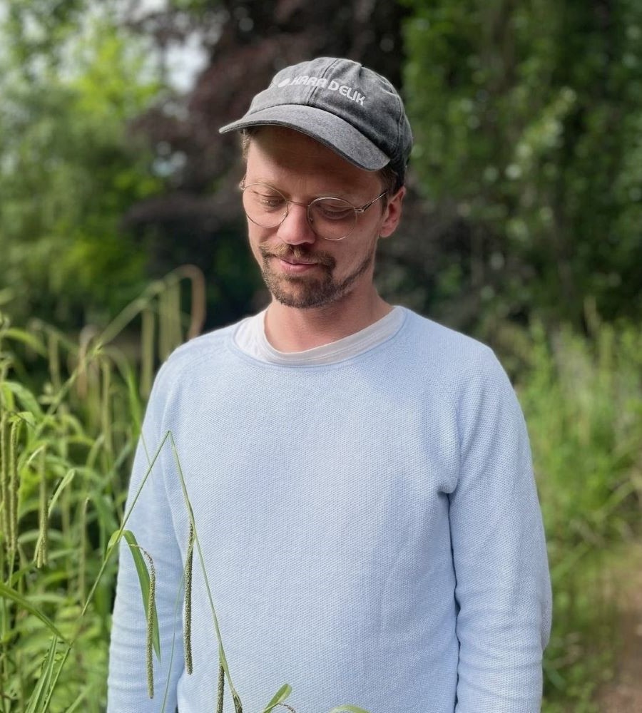 Marek Merla singt alte Lieder